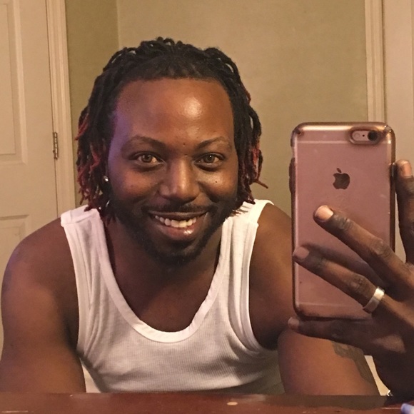 Meet your Posher, Curtis - Picture 1 of 1